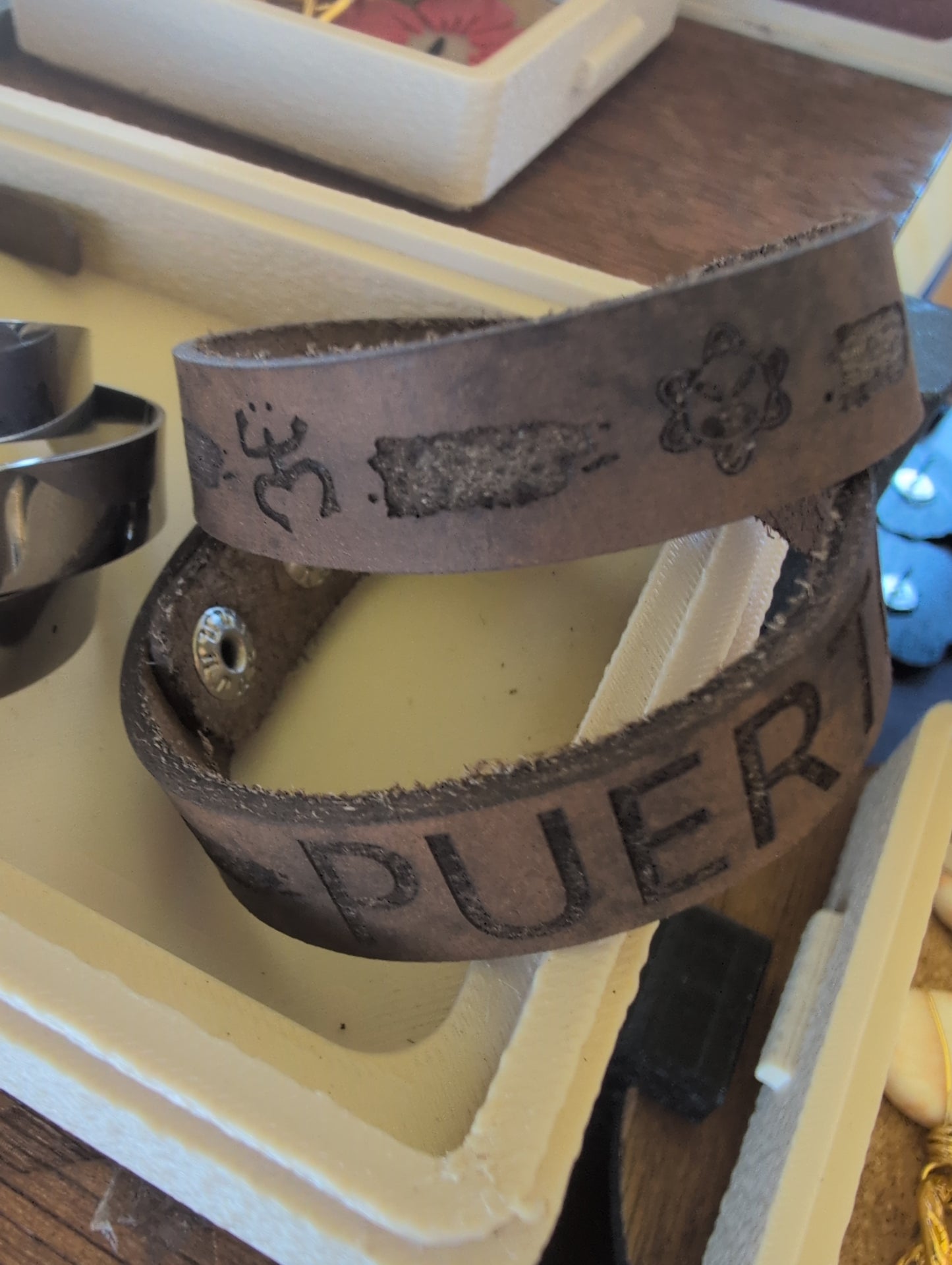 Pulsera cuero
